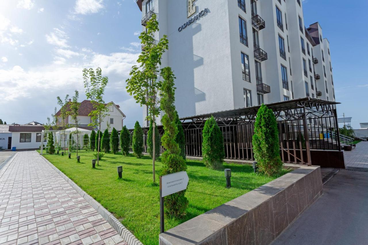 Casablanca Apart Hotel Бішкек Екстер'єр фото
