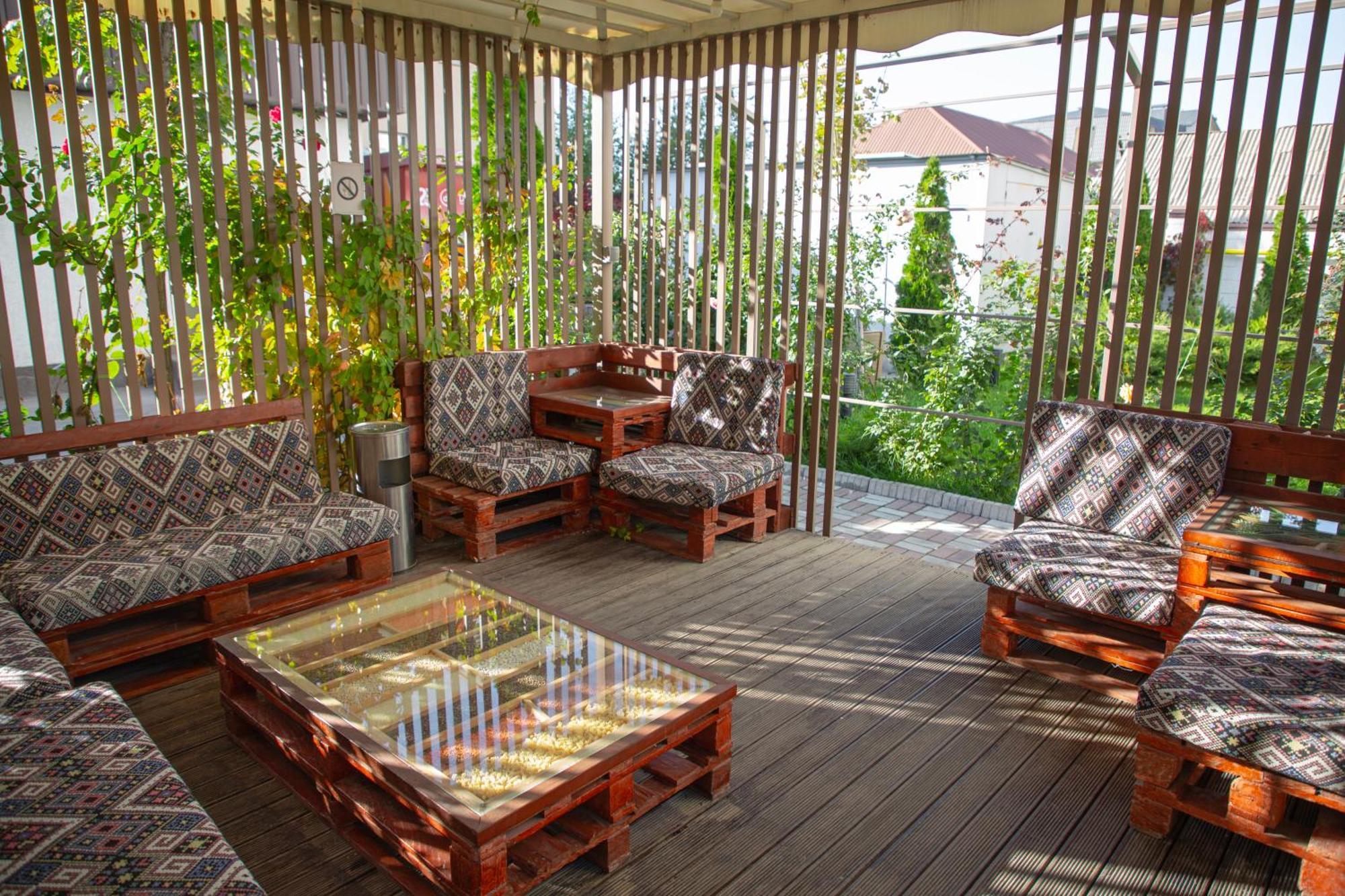 Casablanca Apart Hotel Бішкек Екстер'єр фото