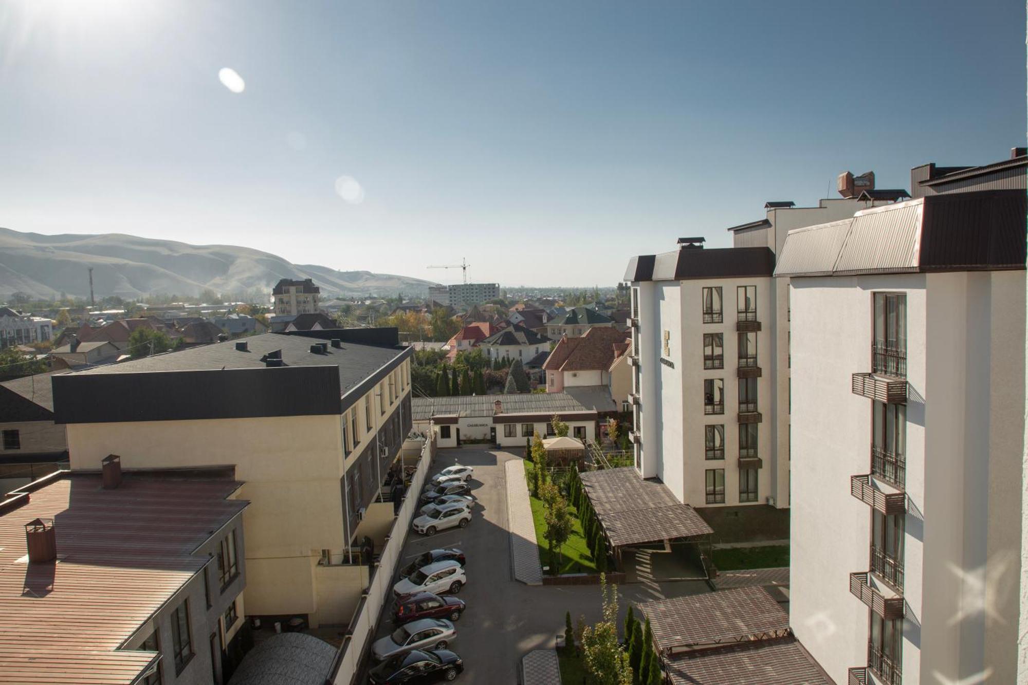 Casablanca Apart Hotel Бішкек Екстер'єр фото