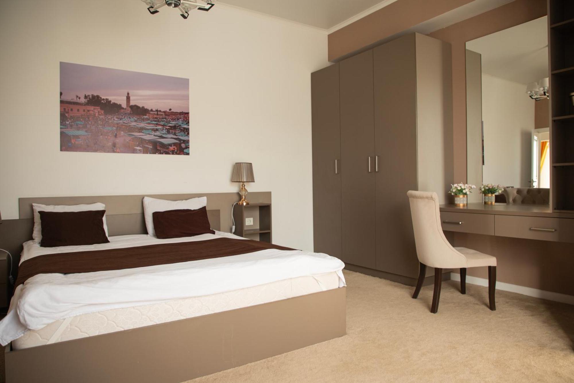 Casablanca Apart Hotel Бішкек Екстер'єр фото